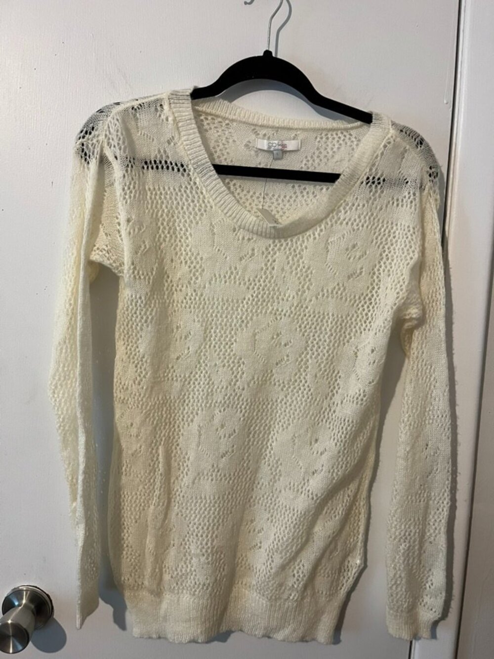 GLO FASHION CREAM CROCHET SWEATER SZ   L